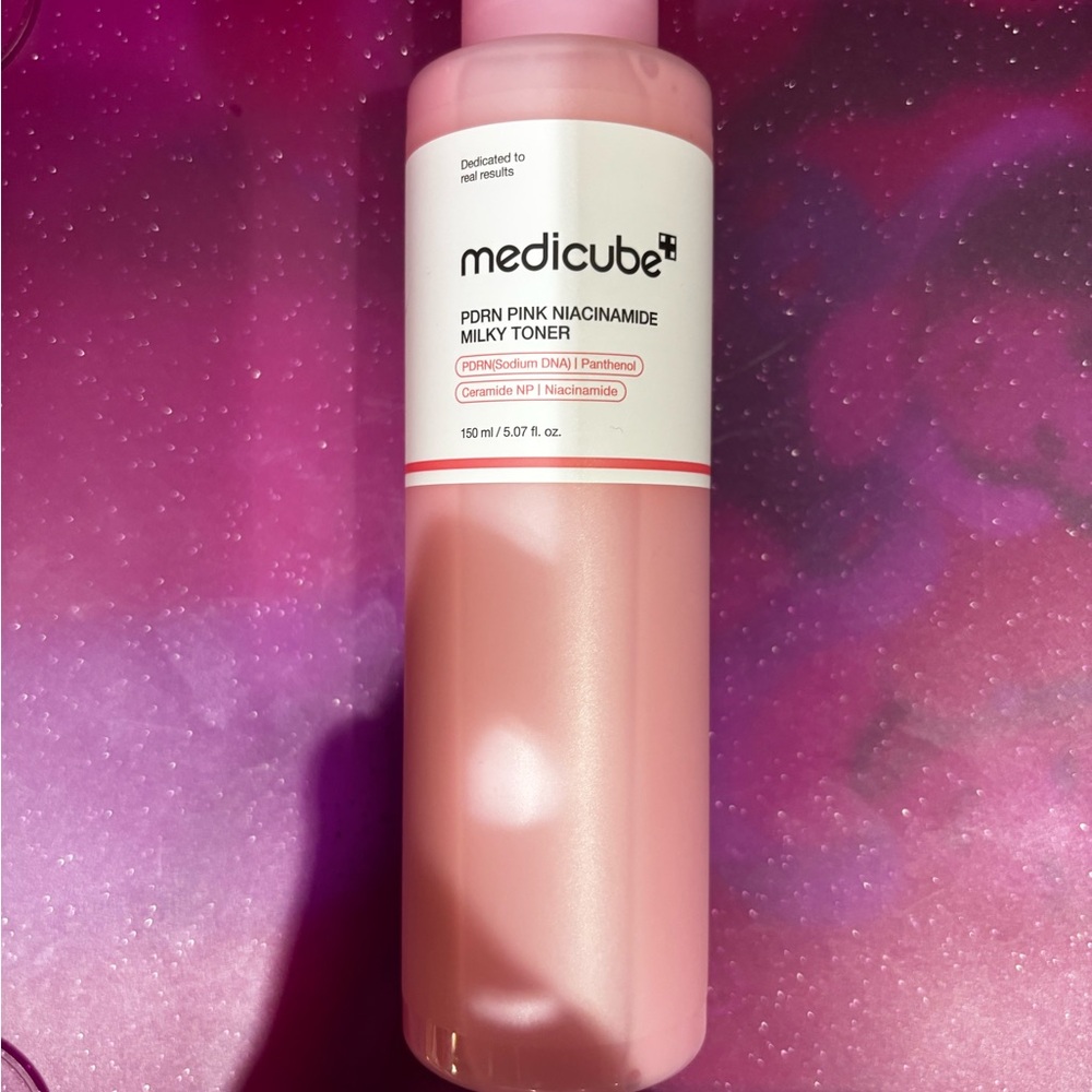 Medicube PDRN Pink Niacinamide Milky Toner